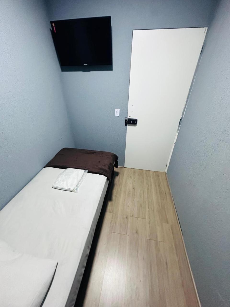 On Hostel II Gru Aeroporto Translado 24 Hs Guarulhos Exteriör bild