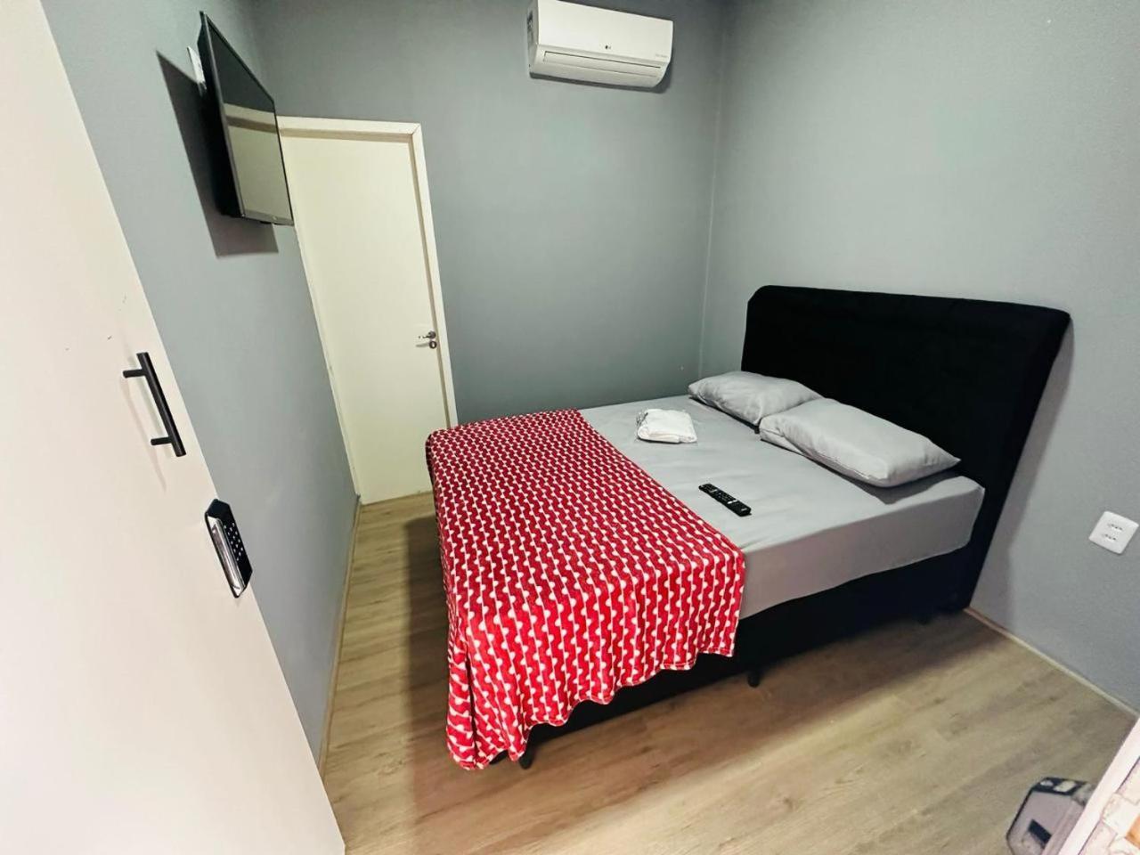 On Hostel II Gru Aeroporto Translado 24 Hs Guarulhos Exteriör bild